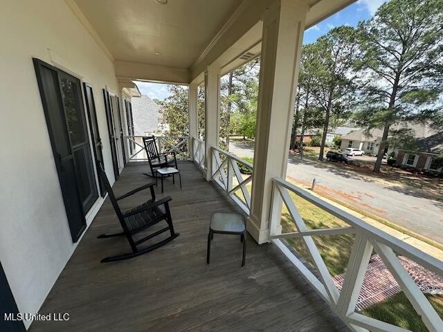 117 Peninsula Dr, Brandon, MS 39047 - balcony featuring covered porch
