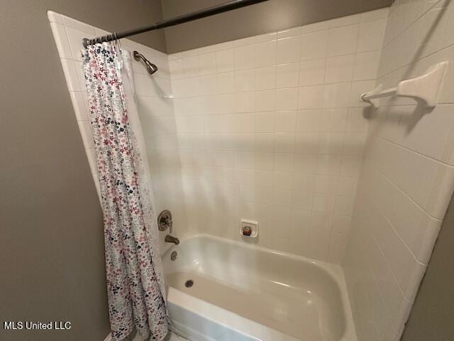 117 Peninsula Dr, Brandon, MS 39047 - full bath with shower / bathtub combination with curtain
