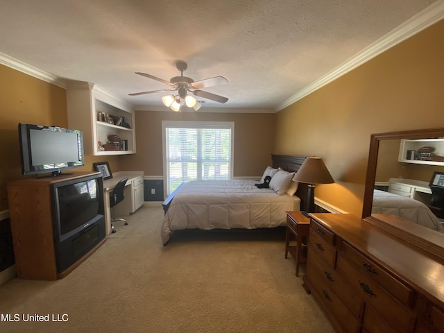 bedroom featuring light colored carpet, crown molding, and a ceiling fan