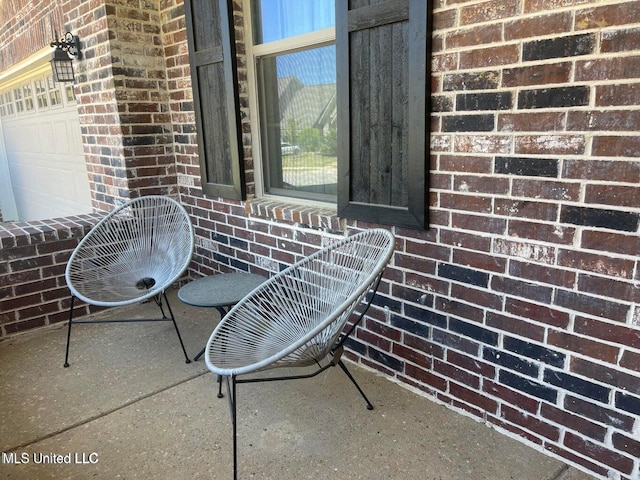 7228 Edgewater Dr, Olive Branch, MS 38654 - exterior view of brick siding