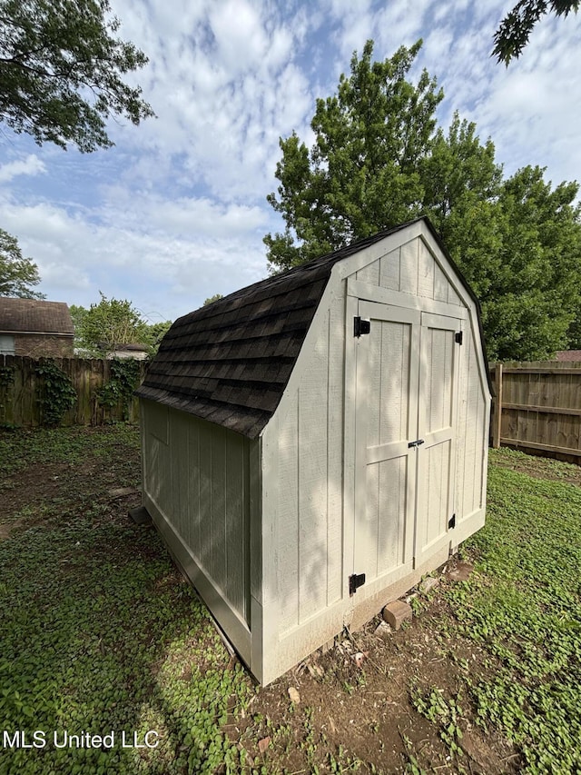 6405 Collinwood Rd, Horn Lake, MS 38637 - view of shed with a fenced backyard