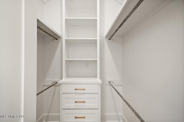 462 Whittington Cir, Madison, MS 39110 - view of spacious closet