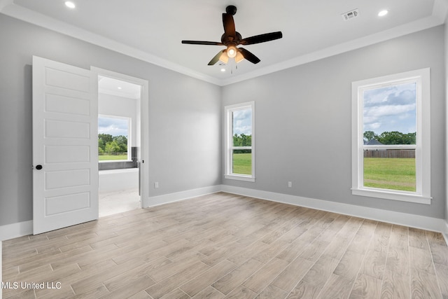 unfurnished room with ceiling fan, crown molding, and light hardwood / wood-style flooring