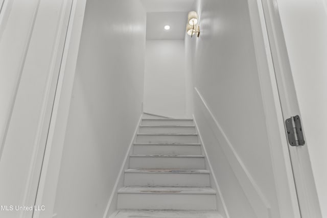 308 Lois Ct, Madison, MS 39110 - stairs with recessed lighting