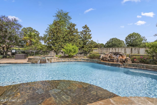 430 Johnstone Dr, Madison, MS 39110 - view of pool with a pool with connected hot tub and a patio