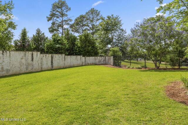430 Johnstone Dr, Madison, MS 39110 - view of yard