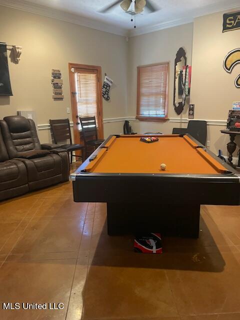 recreation room featuring crown molding, billiards, and ceiling fan