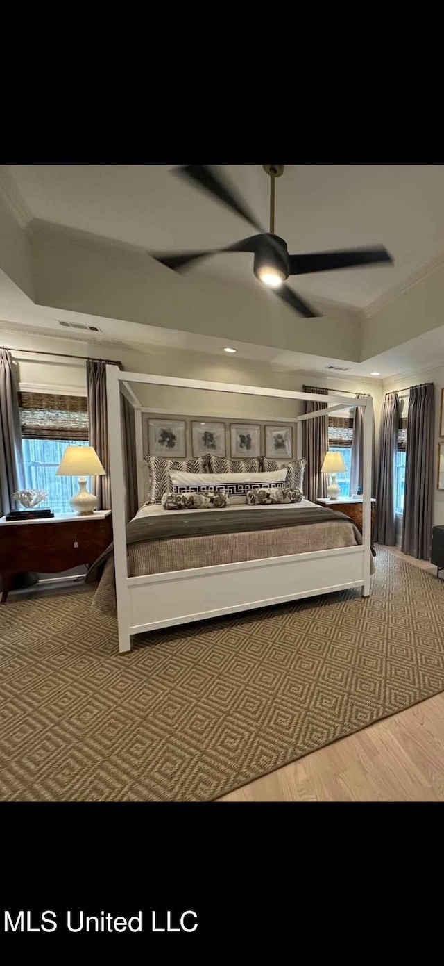 bedroom with a ceiling fan