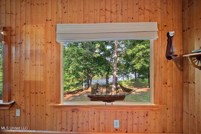 details featuring wood walls