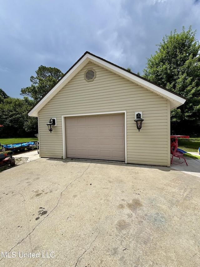 706 Anchor Lake Rd, Carriere, MS 39426 - view of detached garage