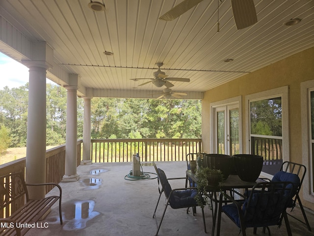 view of patio / terrace with ceiling fan