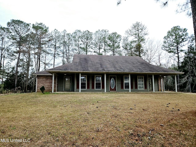 109 Stanton Hall Dr, Florence, MS 39073 - view of front of house featuring covered porch and a front lawn