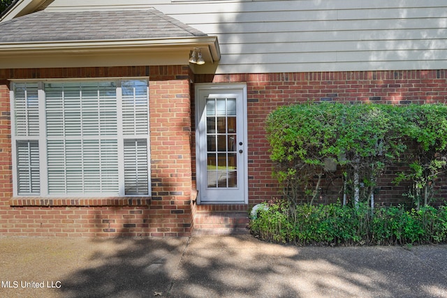 view of property entrance