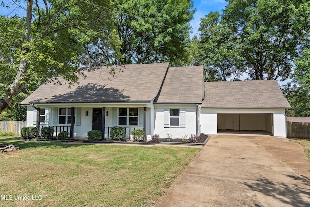 ranch-style house featuring a front lawn and a porch