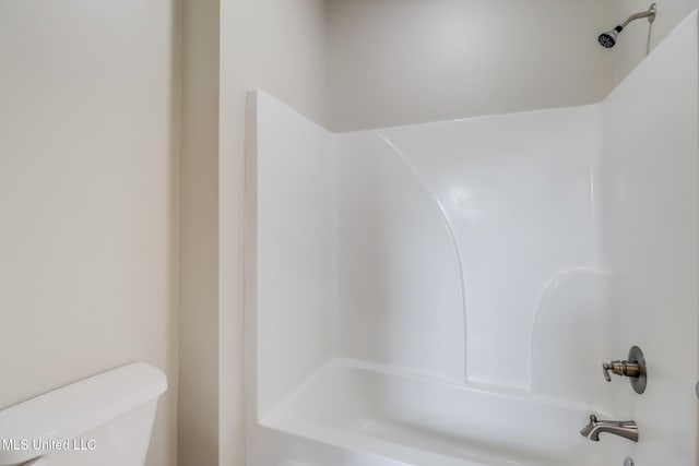 113 Magnolia Farms Dr, Lucedale, MS 39452 - full bathroom with toilet and bathtub / shower combination