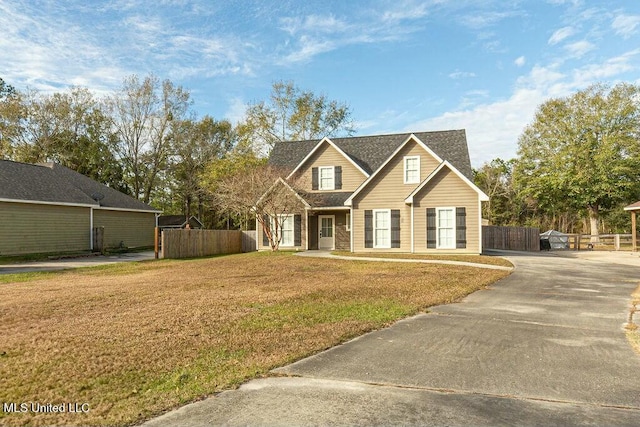 view of front of home with a front yard