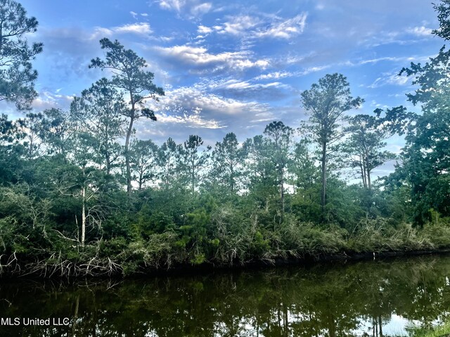 Oooo Seacrest Drive, Gautier, MS 39553