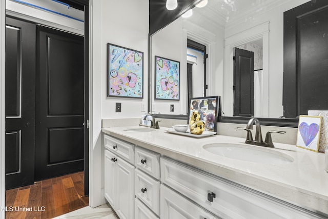 1511 18th Ave, Gulfport, MS 39501 - full bath featuring double vanity