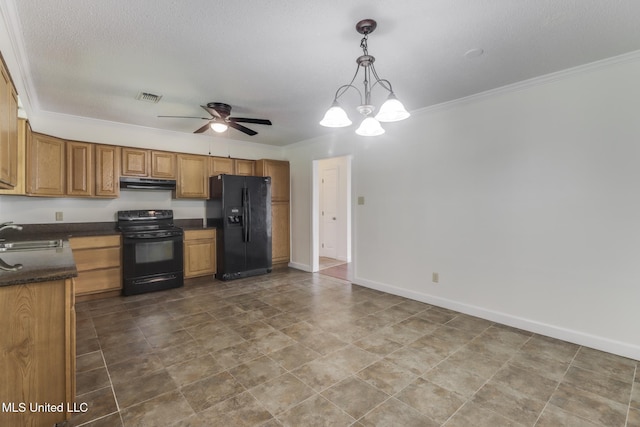 115 Shady Dr, Long Beach, MS 39560 - kitchen with black appliances, under cabinet range hood, dark countertops, crown molding, and a ceiling fan