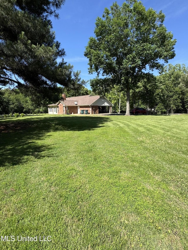 5205 Marthavale Cv, Southaven, MS 38671 - view of grassy yard