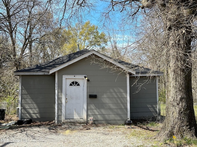 view of outdoor structure