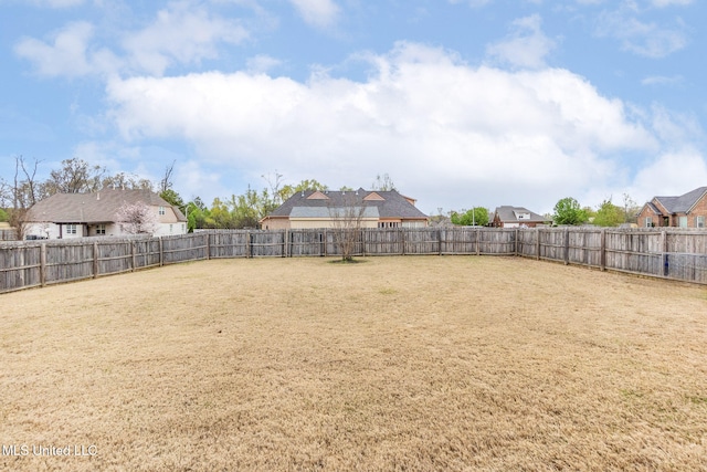 view of yard with a residential view