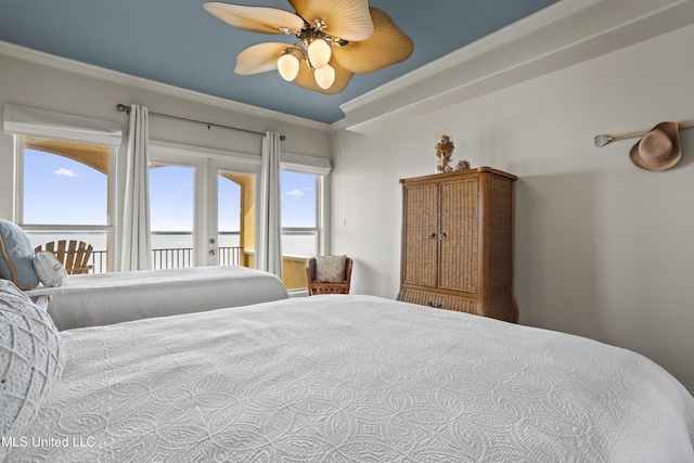 bedroom with access to outside, crown molding, a water view, and ceiling fan