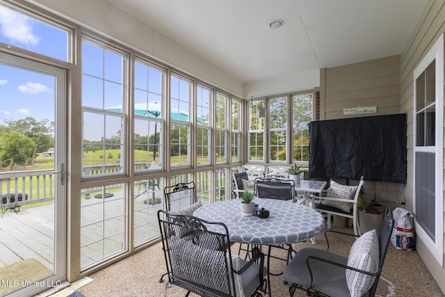 1600 Wright Rd, Raymond, MS 39154 - sunroom / solarium featuring outdoor dining area