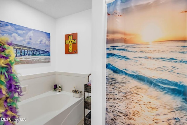 99102 Koloa St, Diamondhead, MS 39525 - bathroom featuring a garden tub