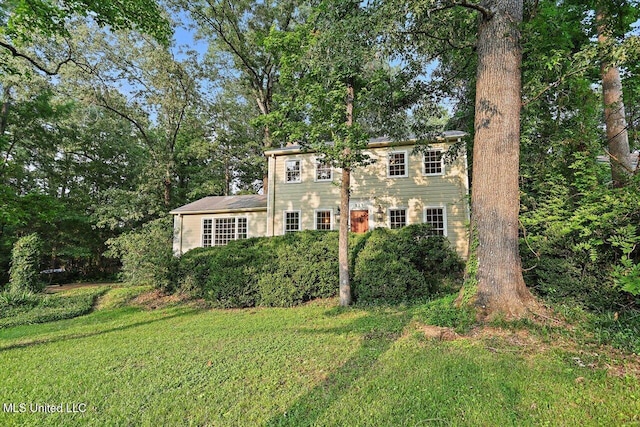 223 Hannah Dr, Clinton, MS 39056 - colonial home with a front yard