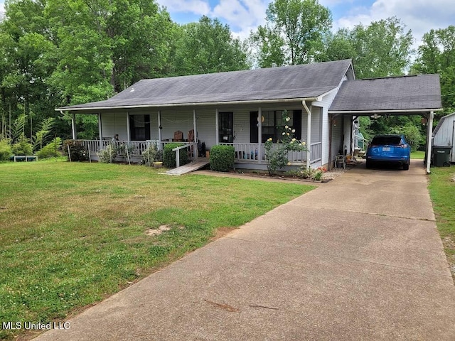 view of front of house featuring a carport, concrete driveway, a porch, and a front lawn