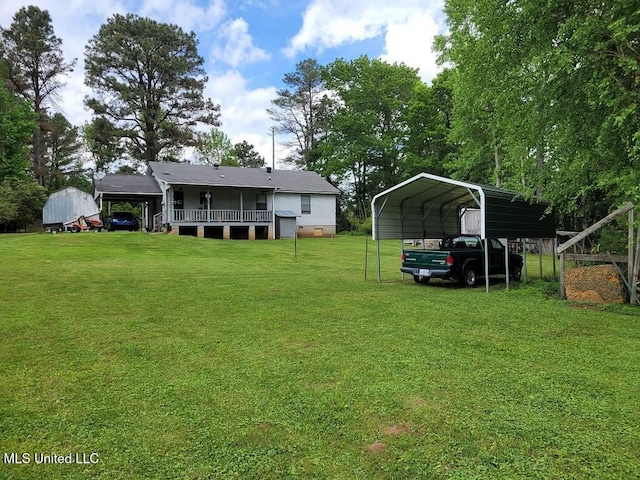 view of yard featuring a carport