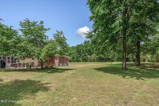 5264 Chappel Cv, Olive Branch, MS 38654 - view of green lawn