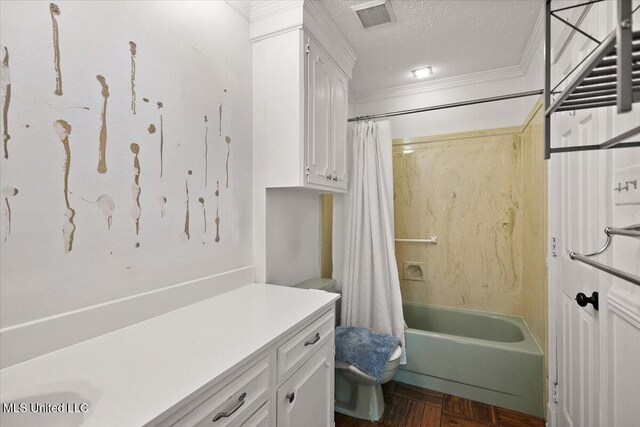 5123 Forest Hill Rd, Byram, MS 39272 - bathroom with a textured ceiling, shower / bath combo, toilet, vanity, and ornamental molding