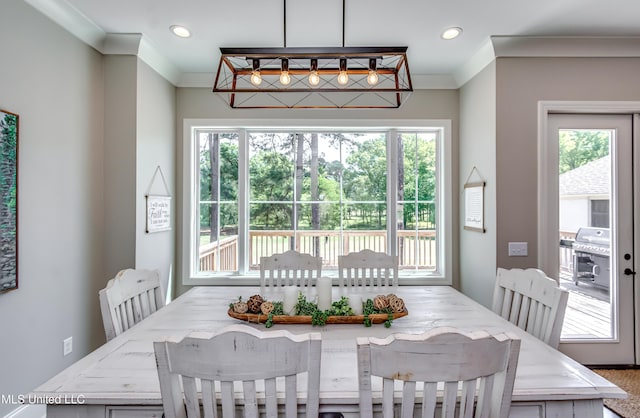 150 Pine Ridge Cir, Brandon, MS 39047 - dining space featuring recessed lighting, a wealth of natural light, and ornamental molding