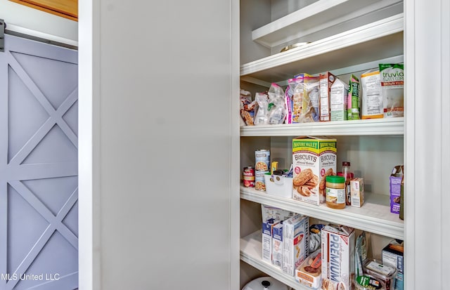 150 Pine Ridge Cir, Brandon, MS 39047 - view of pantry