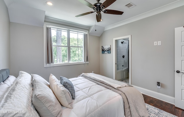 150 Pine Ridge Cir, Brandon, MS 39047 - bedroom with baseboards, recessed lighting, visible vents, connected bathroom, and dark wood-type flooring