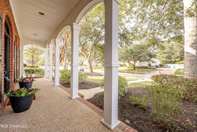 view of patio / terrace with covered porch