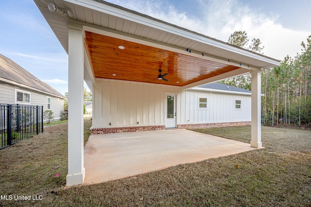 view of patio featuring ceiling fan