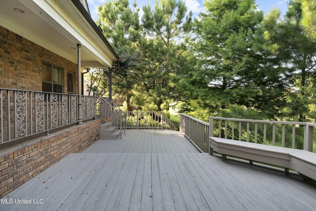 7906 Kirkwood Cv, Olive Branch, MS 38654 - view of wooden deck