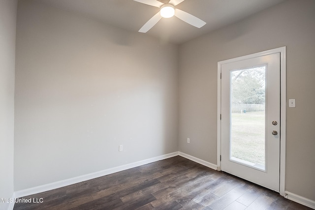 entryway with ceiling fan and dark hardwood / wood-style floors