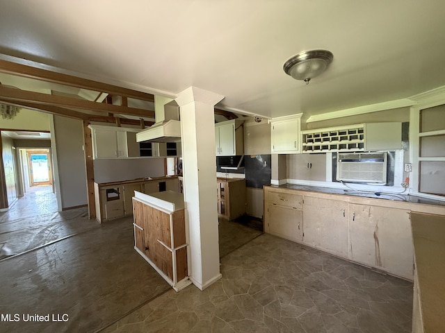 111 Muzzi Rd, Shaw, MS 38773 - kitchen with cooling unit and custom range hood