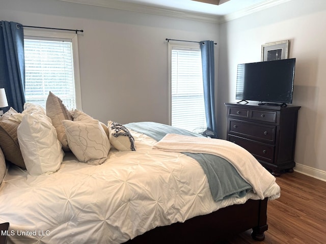 4 Bayou Ln, Natchez, MS 39120 - bedroom featuring dark wood-type flooring, baseboards, and ornamental molding