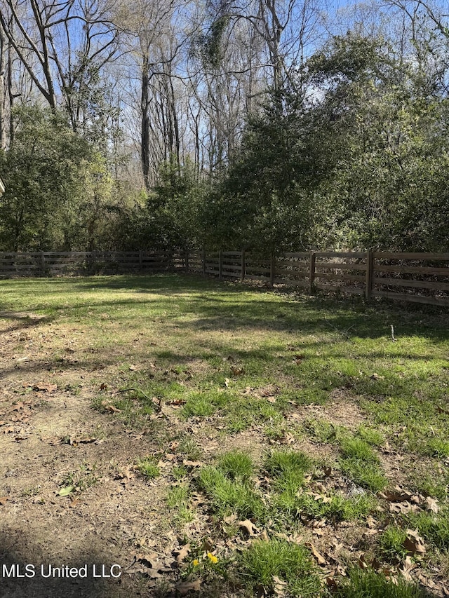 4 Bayou Ln, Natchez, MS 39120 - view of yard with fence