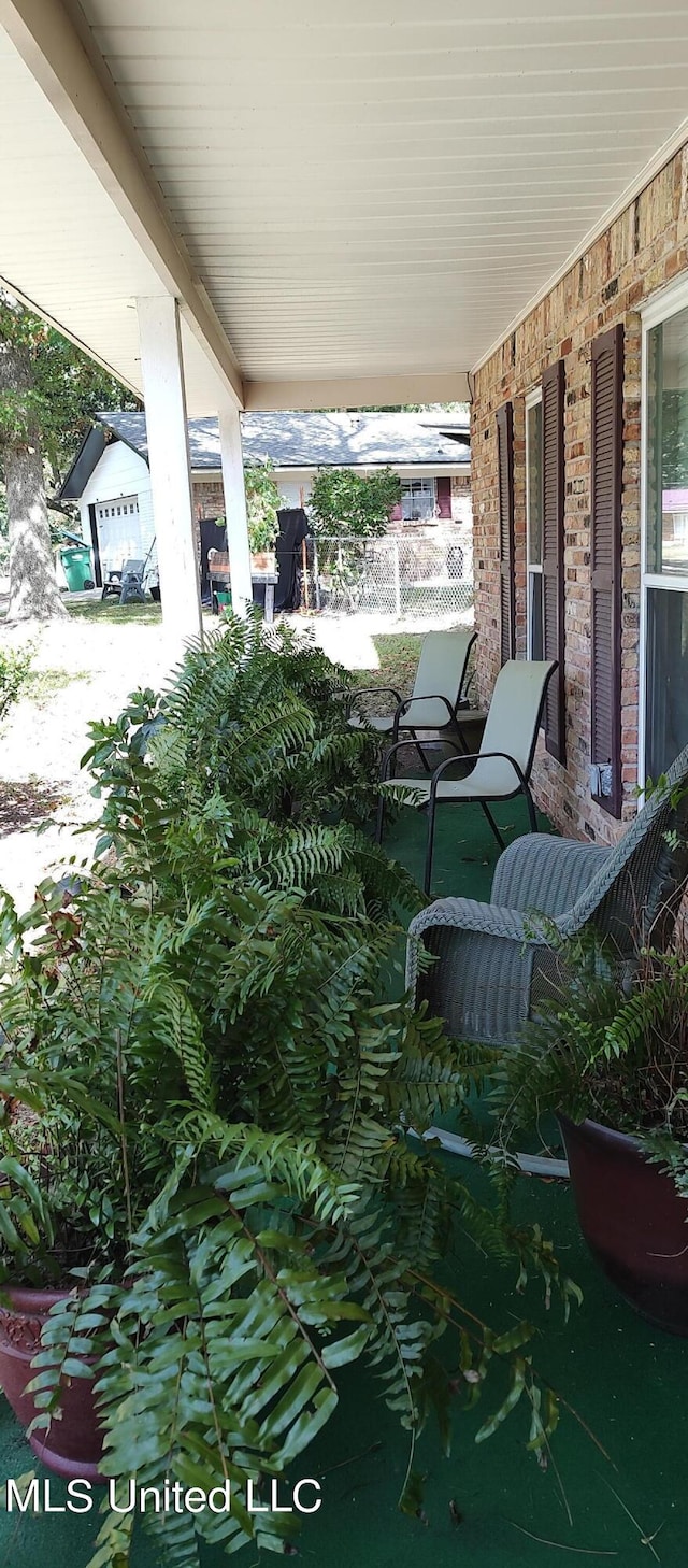 view of patio / terrace with covered porch