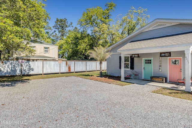 view of front of home featuring covered porch