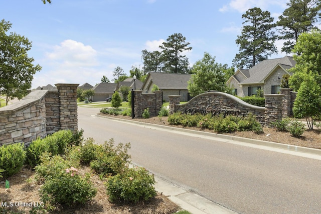 508 Forest Glen Ln, Brandon, MS 39047 - view of asphalt street with curbs and a residential view