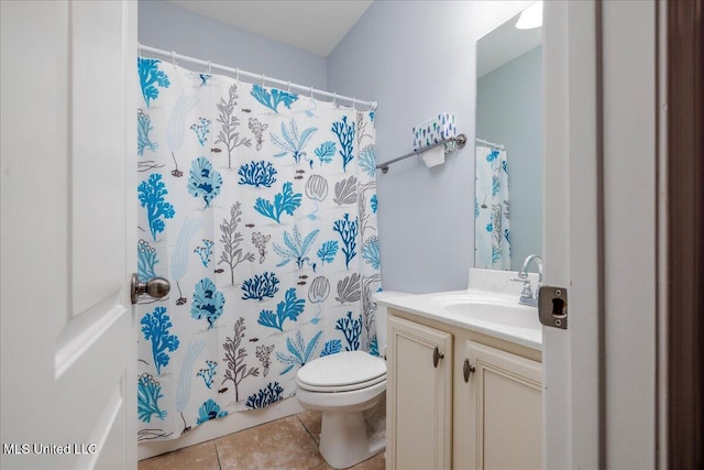 3753 Kenton Dr, Southaven, MS 38672 - full bathroom featuring vanity, toilet, tile patterned floors, and a shower with shower curtain