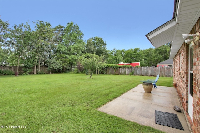 8809 Old Walnut Rd, Ocean Springs, MS 39564 - view of yard with a patio area