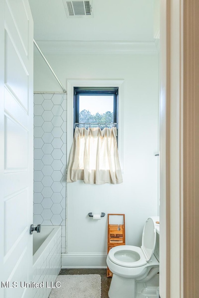 29 Club Dr, Natchez, MS 39120 - full bathroom with visible vents, crown molding, baseboards, toilet, and shower / bathing tub combination